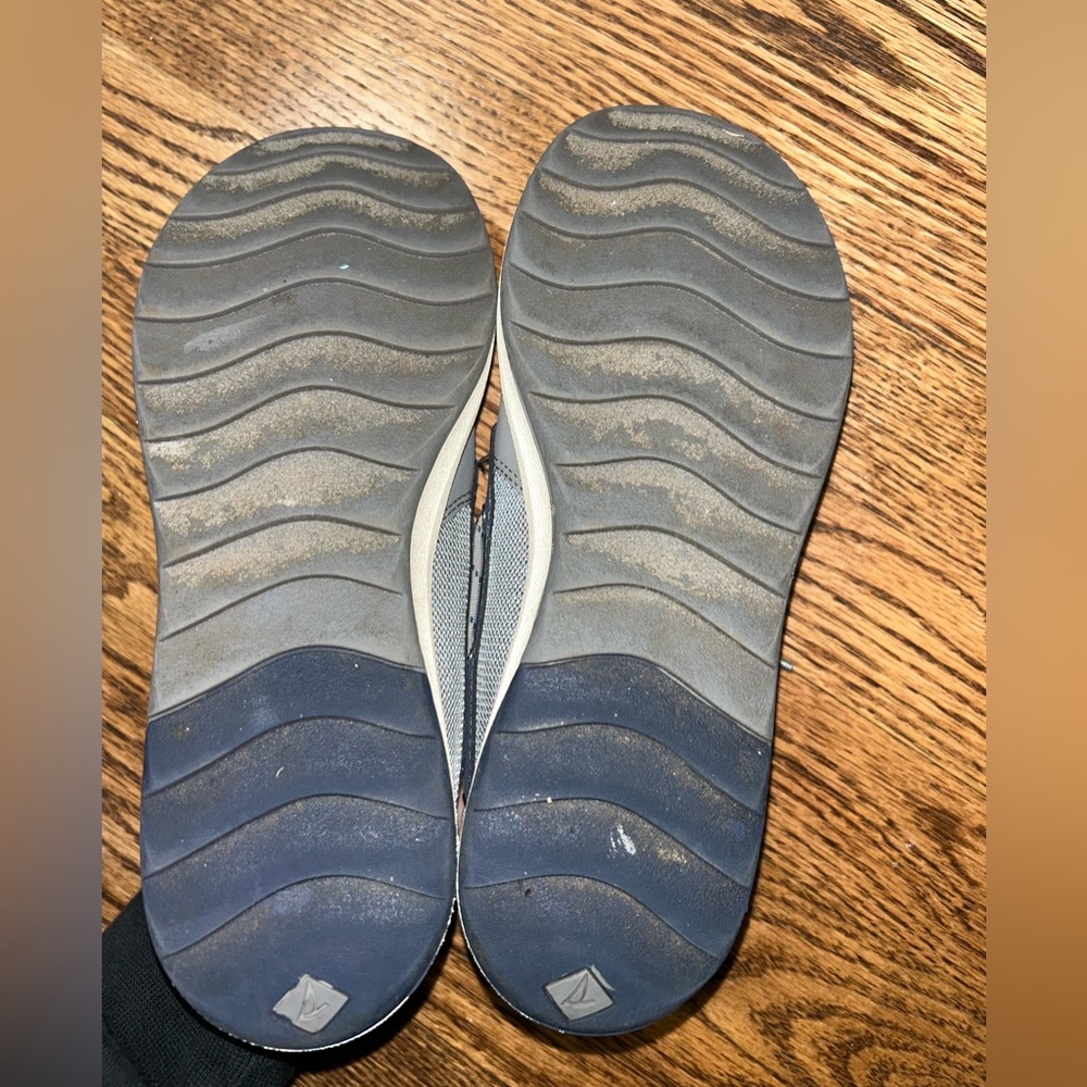 Sperrys - Picture 3 of 5